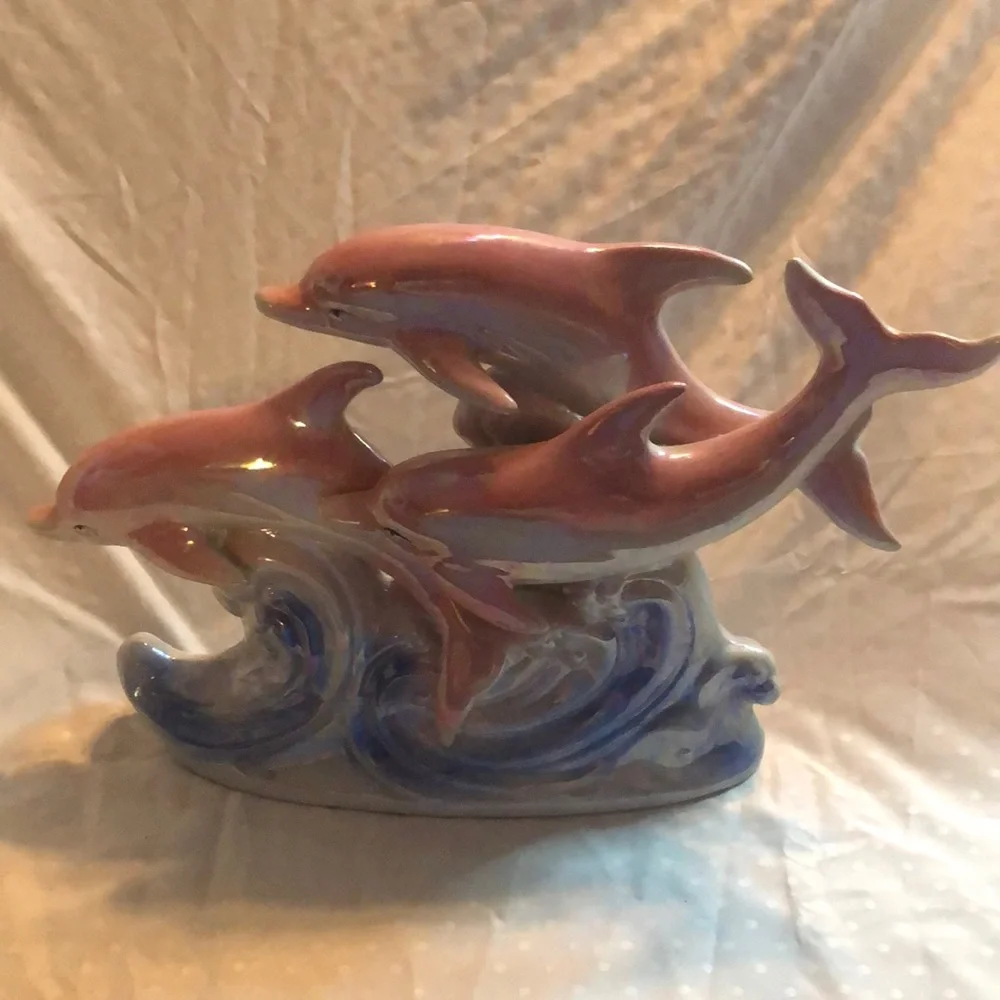 Vintage Y2k ceramic beachy dolfins ceramic figure